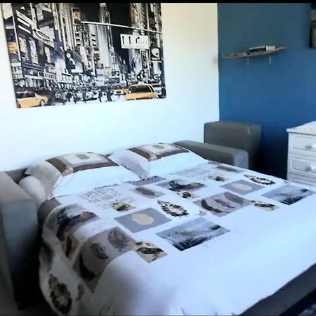 Chambre Privee Dans Maison Le Tampon Buitenkant foto